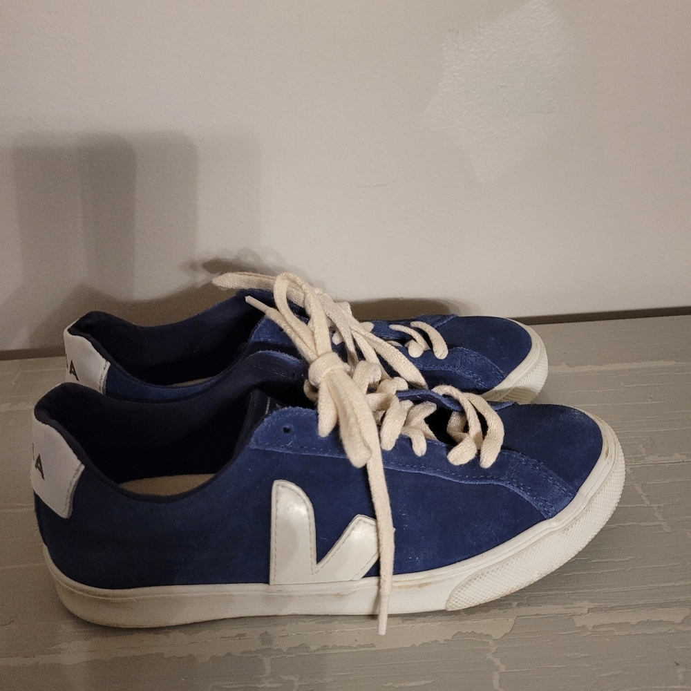 Veja Sneakers